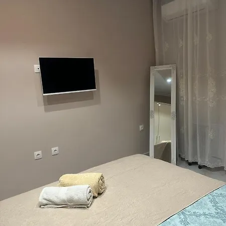 Greek Escape Apartment Palaiontsiflikion